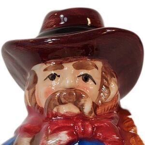 Cowboy Salt & Pepper Shakers. Lincolnshire Gift Collection. 3.5 inches